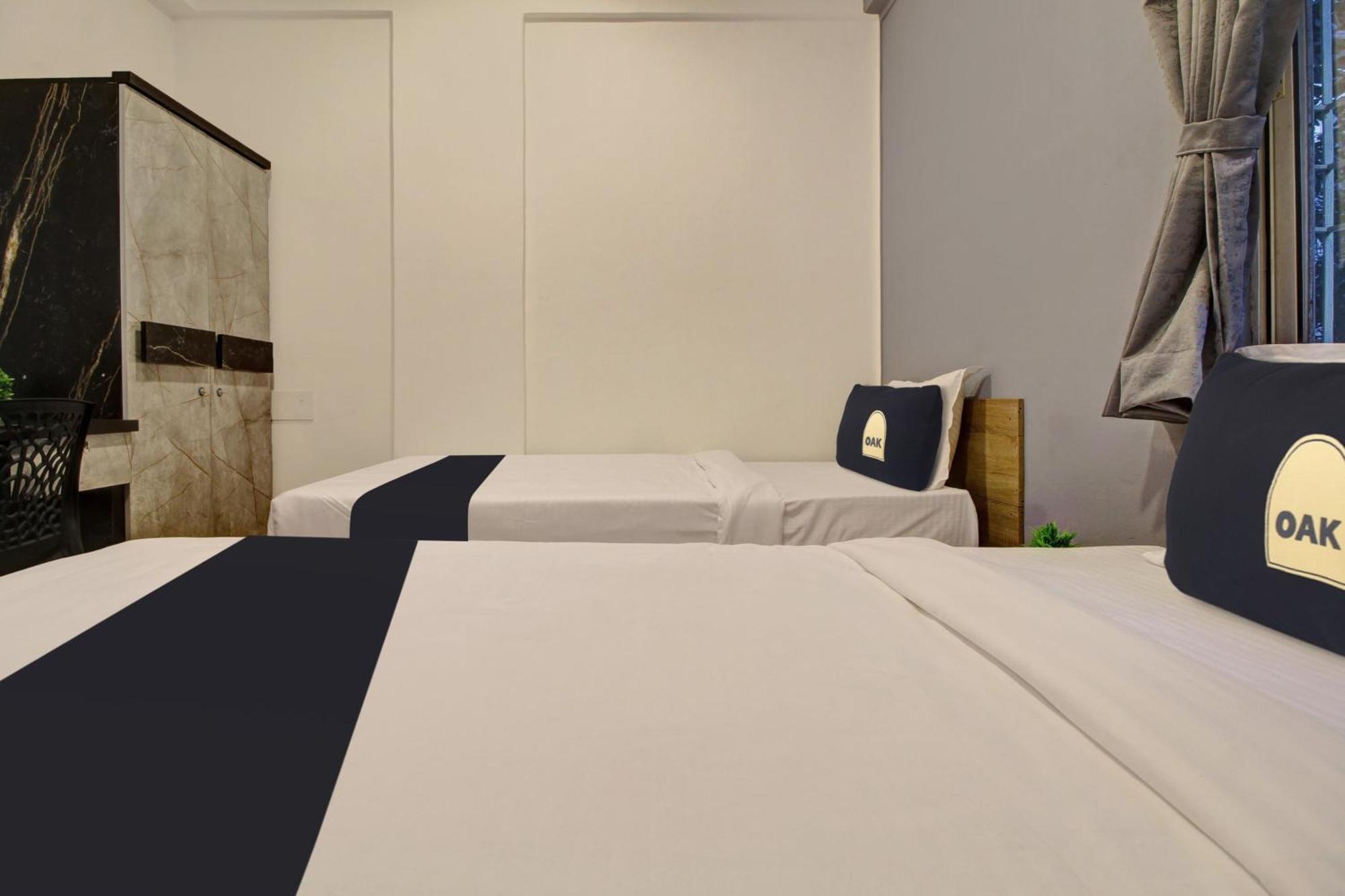 Super Collection O Grey House Hotel Пюн Екстериор снимка