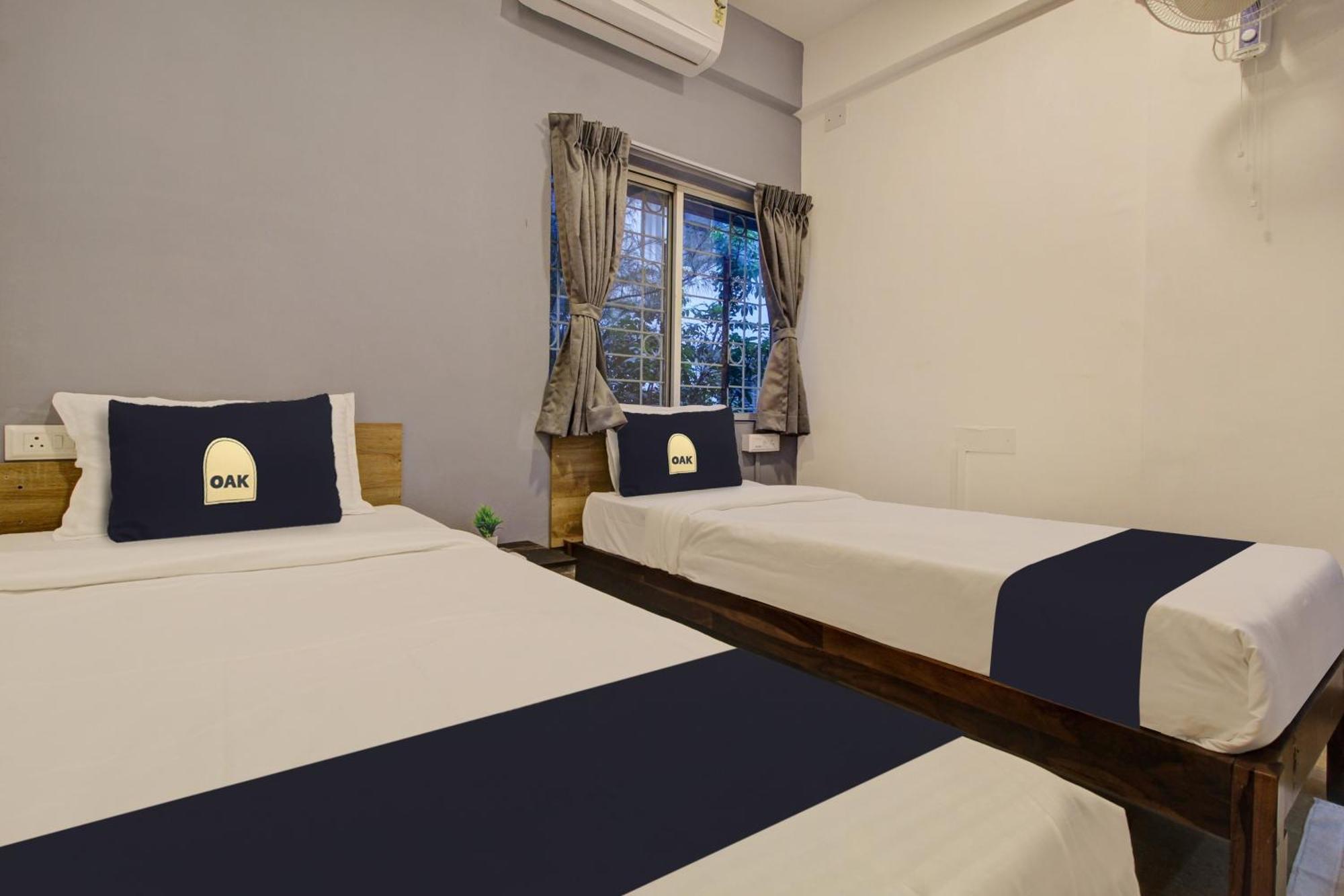 Super Collection O Grey House Hotel Пюн Екстериор снимка